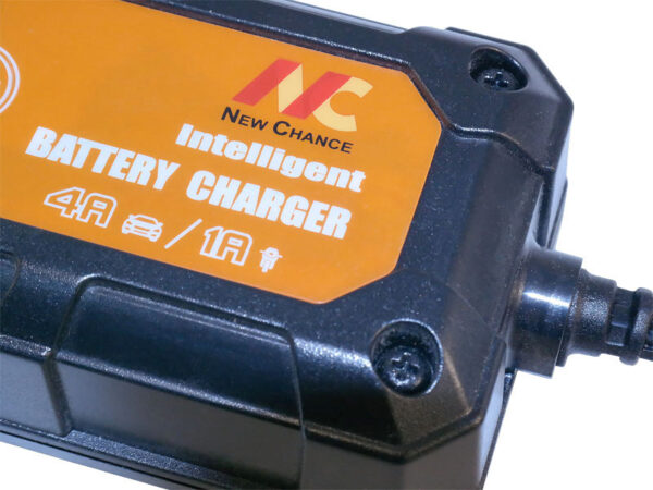 NC-SC4B akkumulátor töltő (6V/12V, 1/4A, 1.2 -120 Ah) 6